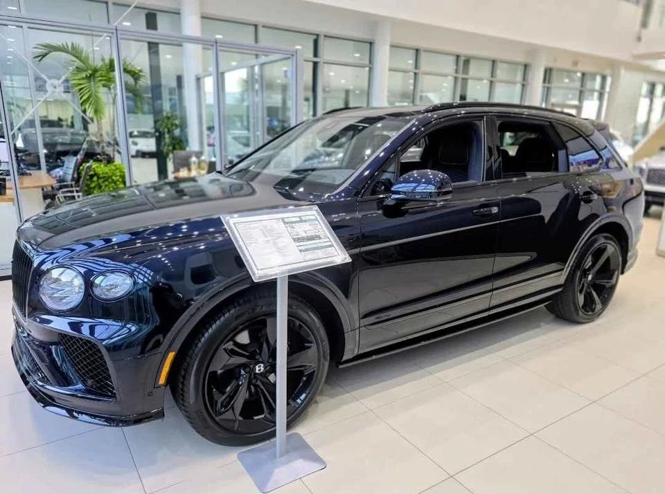 2024 Bentley Bentayga - Image 3 of 7
