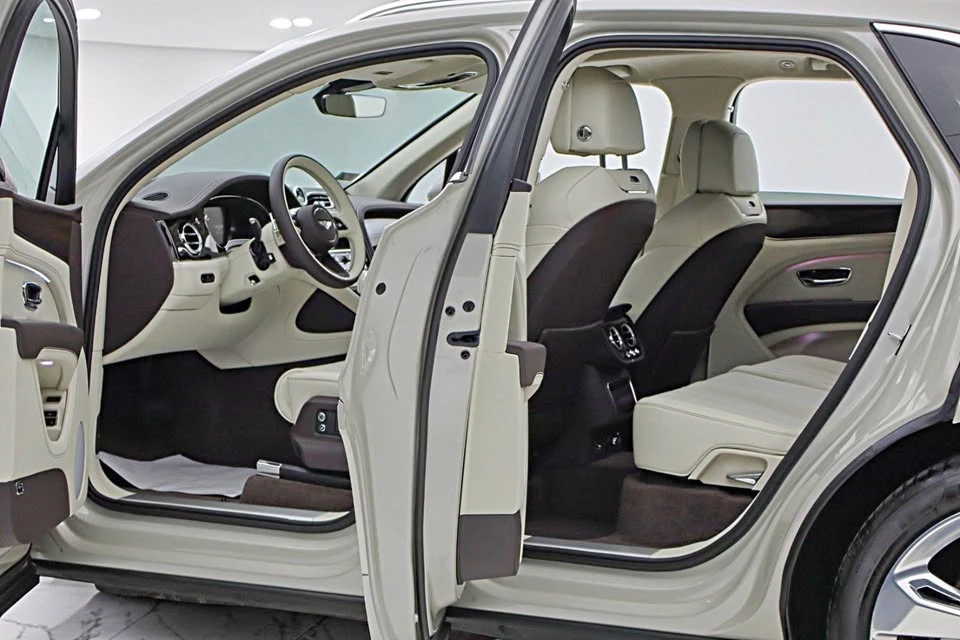 2024 Bentley Bentayga - Image 6 of 20