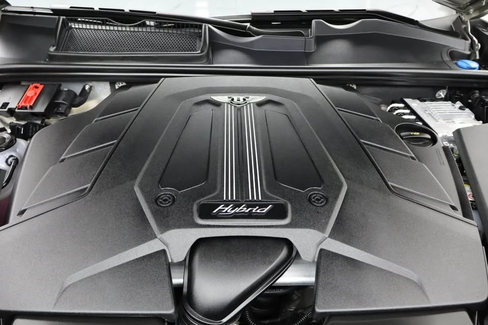 2024 Bentley Bentayga - Image 14 of 20