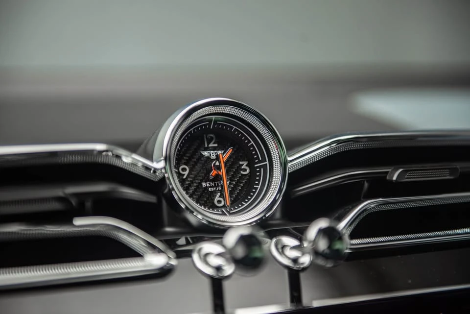 2024 Bentley Bentayga - Image 7 of 20