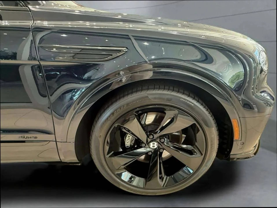 2024 Bentley Bentayga - Image 6 of 20