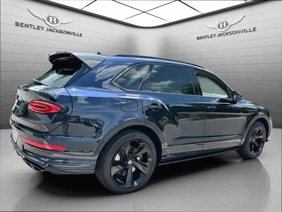 2024 Bentley Bentayga - Image 19 of 20