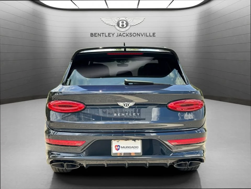 2024 Bentley Bentayga - Image 18 of 20