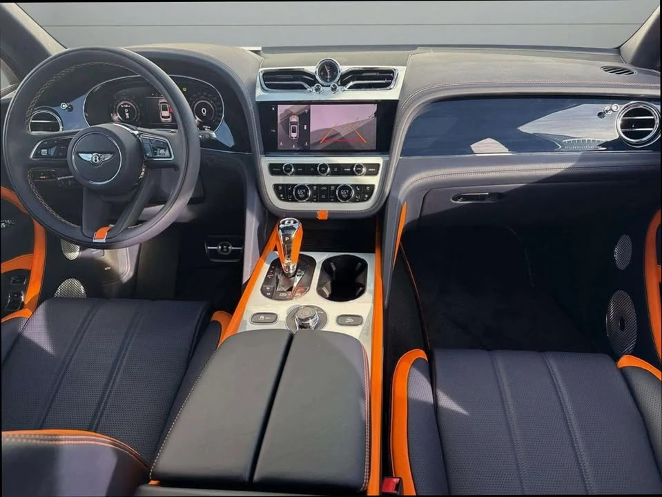 2024 Bentley Bentayga - Image 8 of 20