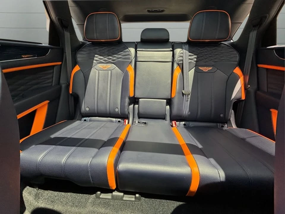 2024 Bentley Bentayga - Image 11 of 12