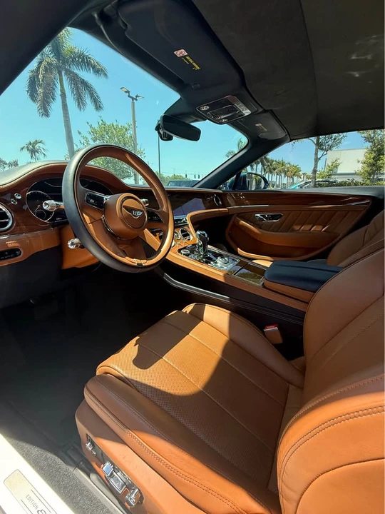 2024 Bentley Continental GT Mulliner 3rd Gen - Image 16 of 19