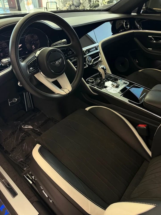 2024 Bentley Continental GT Mulliner 3rd Gen - Image 5 of 11