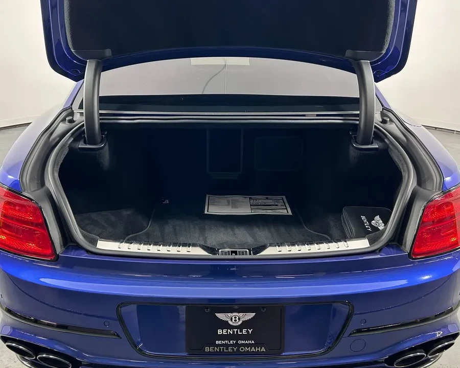 2024 Bentley Continental Flying Spur - Image 17 of 18