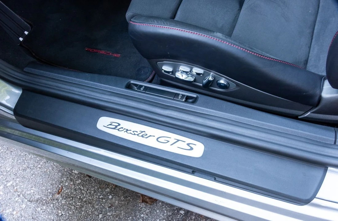 2024 Porsche 718 Boxster GTS 4.0 - Image 7 of 10
