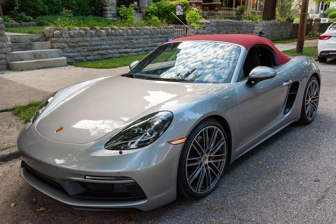 2024 Porsche 718 Boxster GTS 4.0 - Image 3 of 10