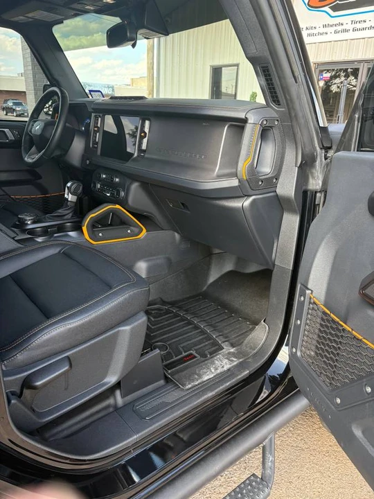 2024 Ford Bronco 6th Gen - Image 12 of 15