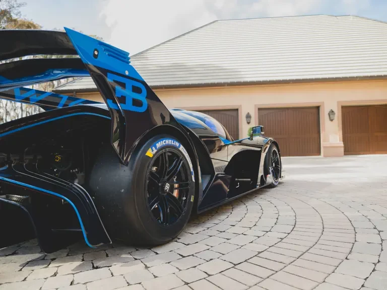 2024 Bugatti Bolide - Image 27 of 31