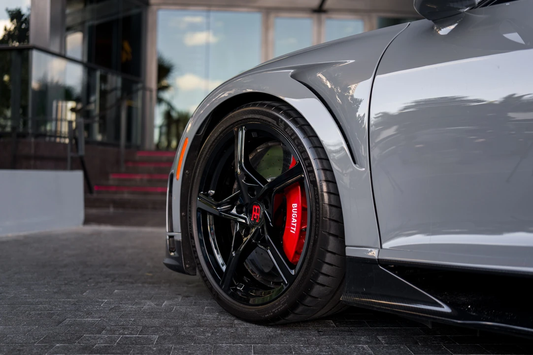 2024 Bugatti Chiron Super Sport - Image 15 of 31