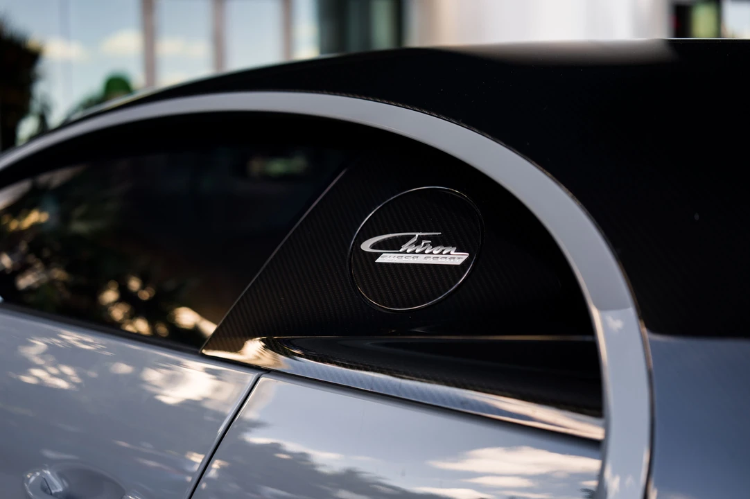 2024 Bugatti Chiron Super Sport - Image 17 of 31