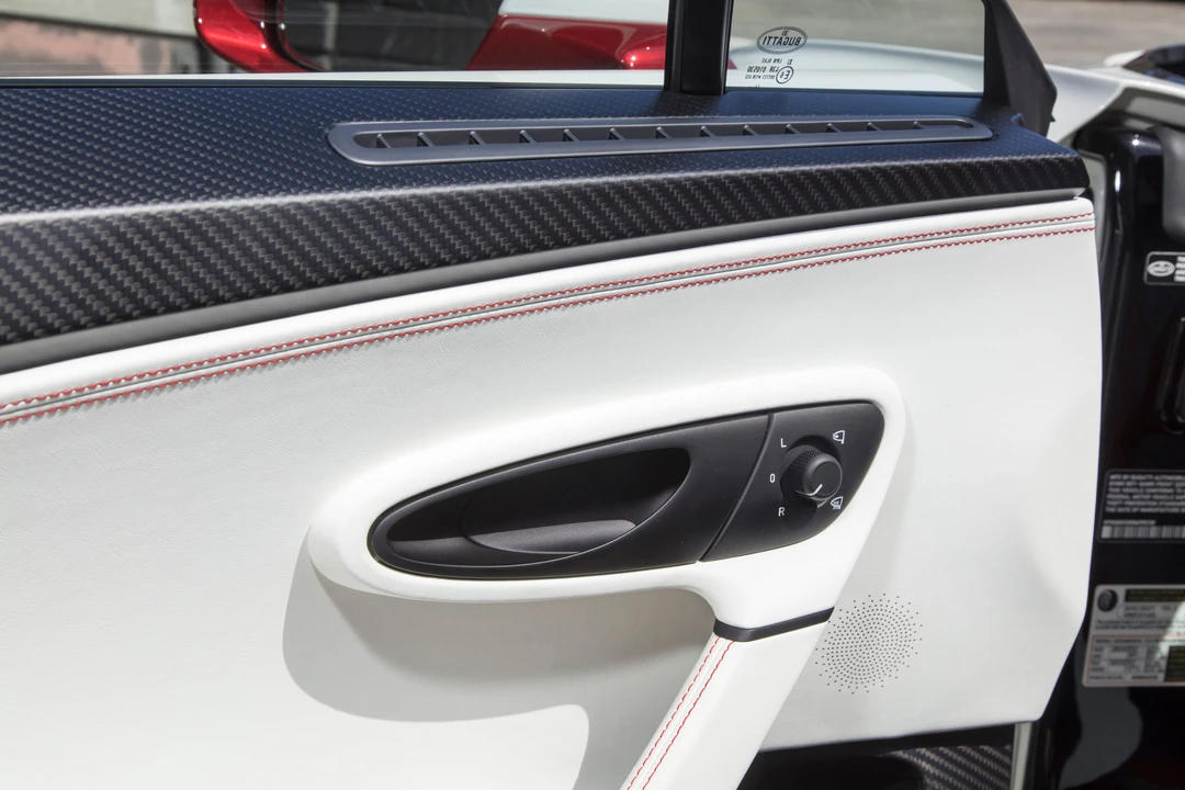 2024 Bugatti Chiron Super Sport - Image 23 of 31