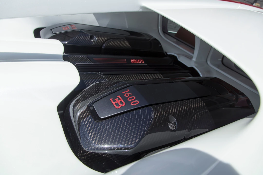 2024 Bugatti Chiron Super Sport - Image 6 of 31