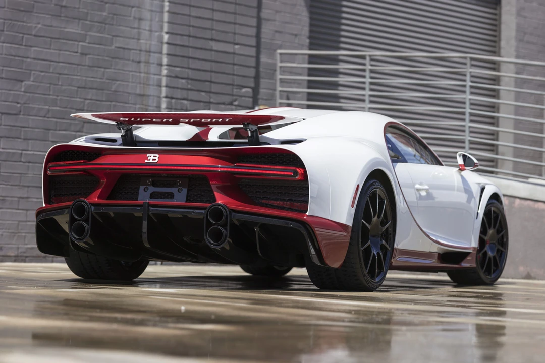 2024 Bugatti Chiron Super Sport - Image 3 of 31