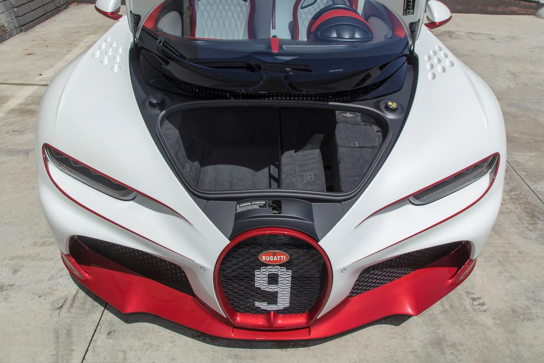 2024 Bugatti Chiron Super Sport - Image 17 of 31