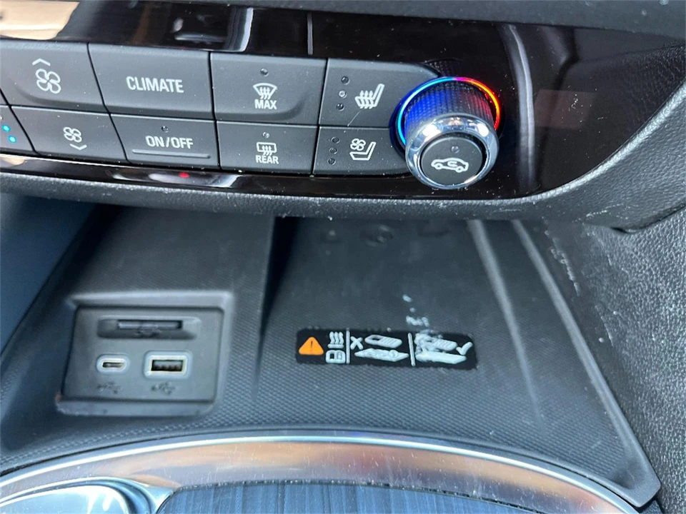 2024 Buick Enclave - Image 26 of 31
