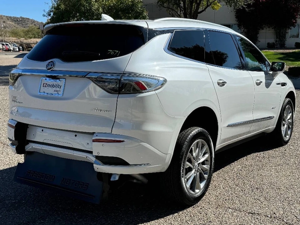2024 Buick Enclave - Image 5 of 16