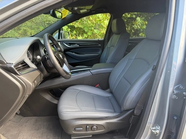 2024 Buick Enclave - Image 11 of 21
