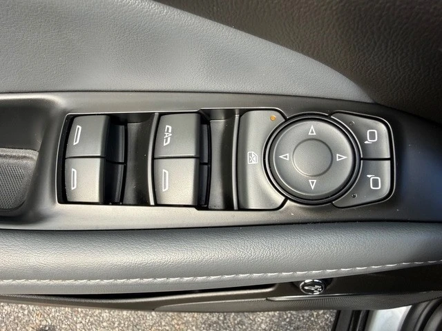 2024 Buick Enclave - Image 13 of 21