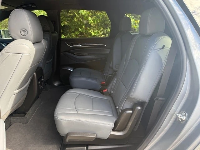2024 Buick Enclave - Image 16 of 21