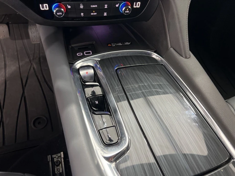 2024 Buick Enclave - Image 16 of 21
