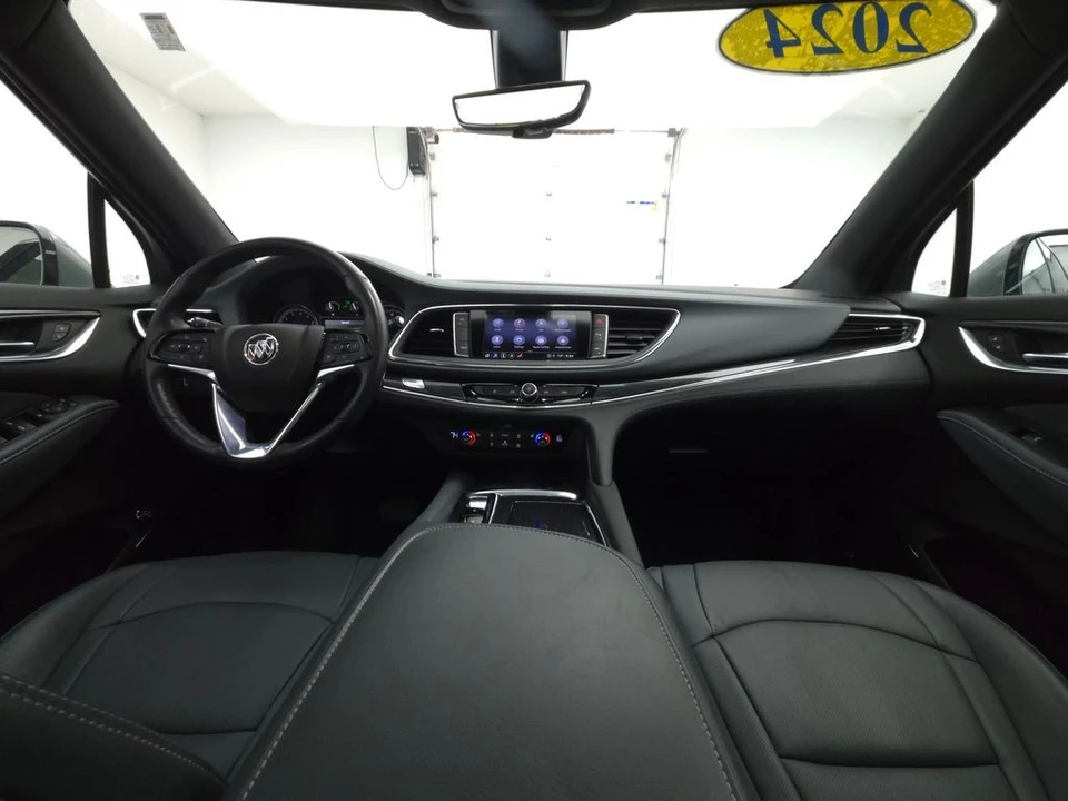 2024 Buick Enclave - Image 2 of 12