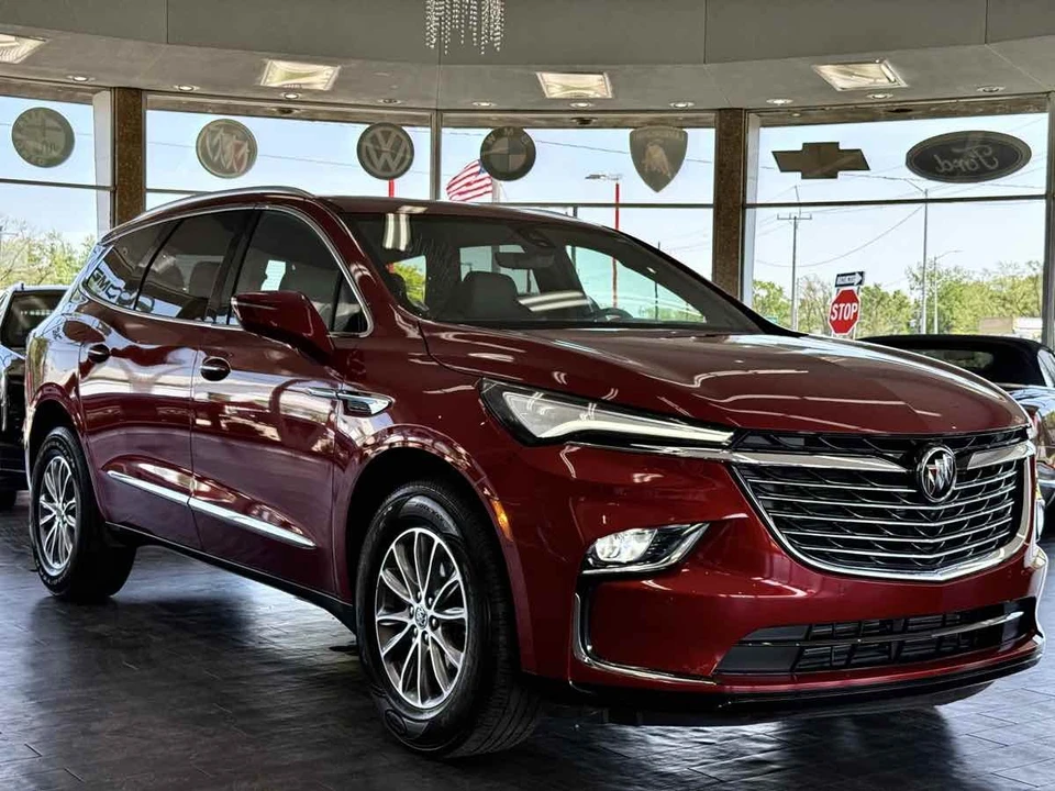 2024 Buick Enclave - Image 3 of 21