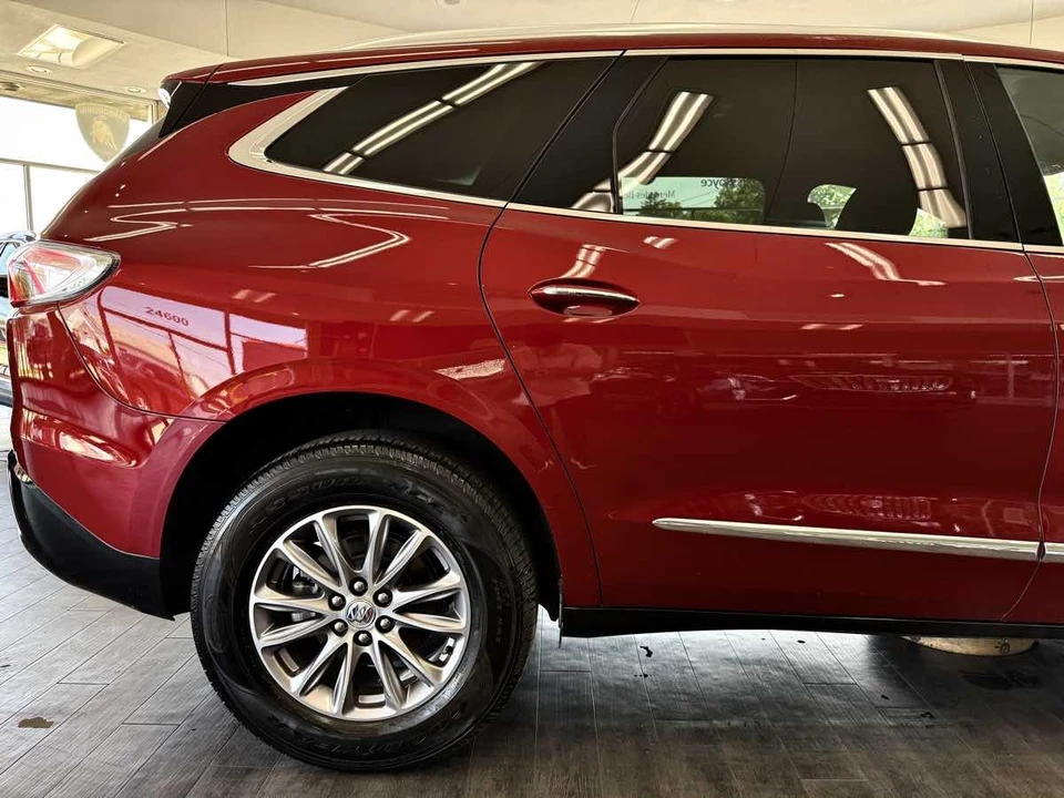 2024 Buick Enclave - Image 11 of 21