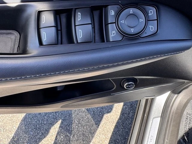 2024 Buick Enclave - Image 17 of 21