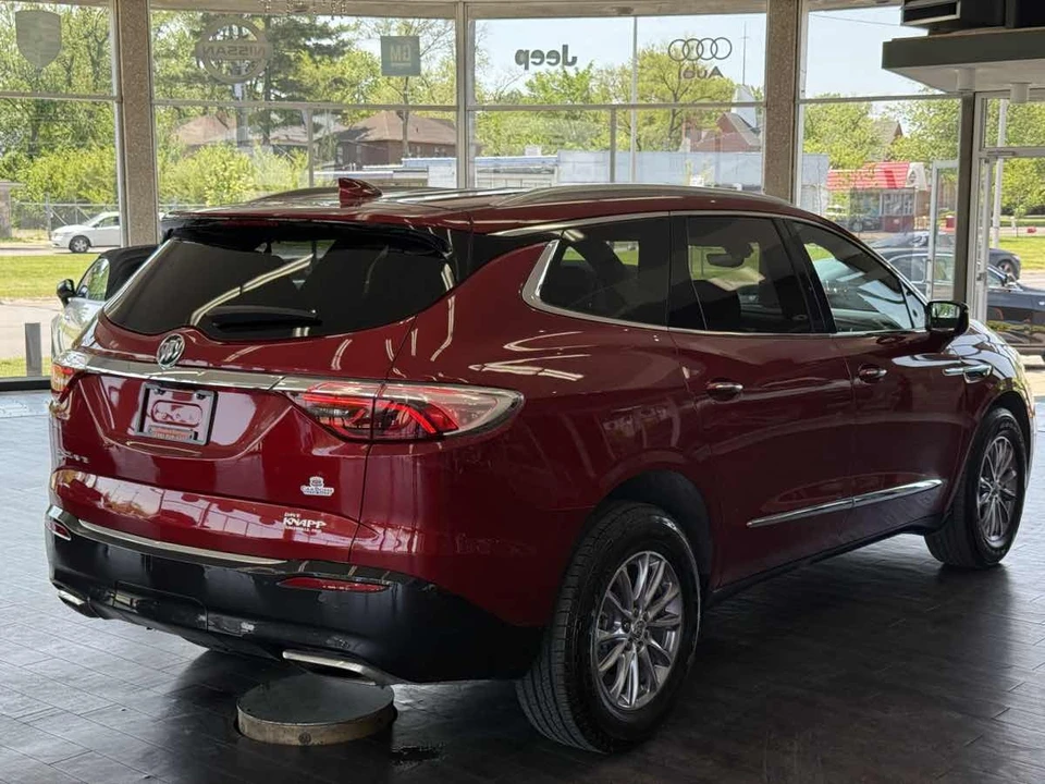 2024 Buick Enclave - Image 12 of 21