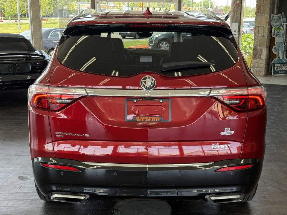 2024 Buick Enclave - Image 16 of 21