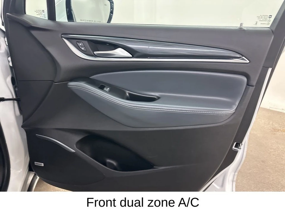 2024 Buick Enclave - Image 19 of 21