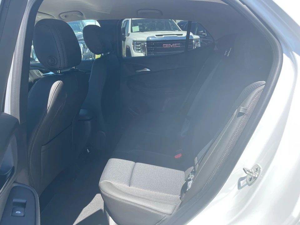 2024 Buick Encore GX - Image 10 of 12