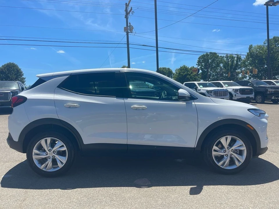 2024 Buick Encore GX - Image 6 of 21