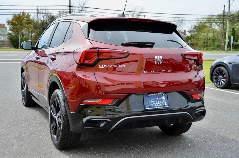 2024 Buick Encore GX - Image 9 of 12