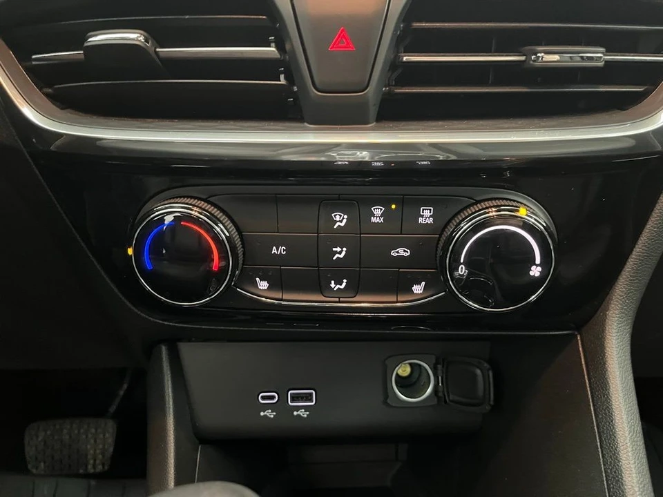 2024 Buick Encore GX - Image 5 of 12