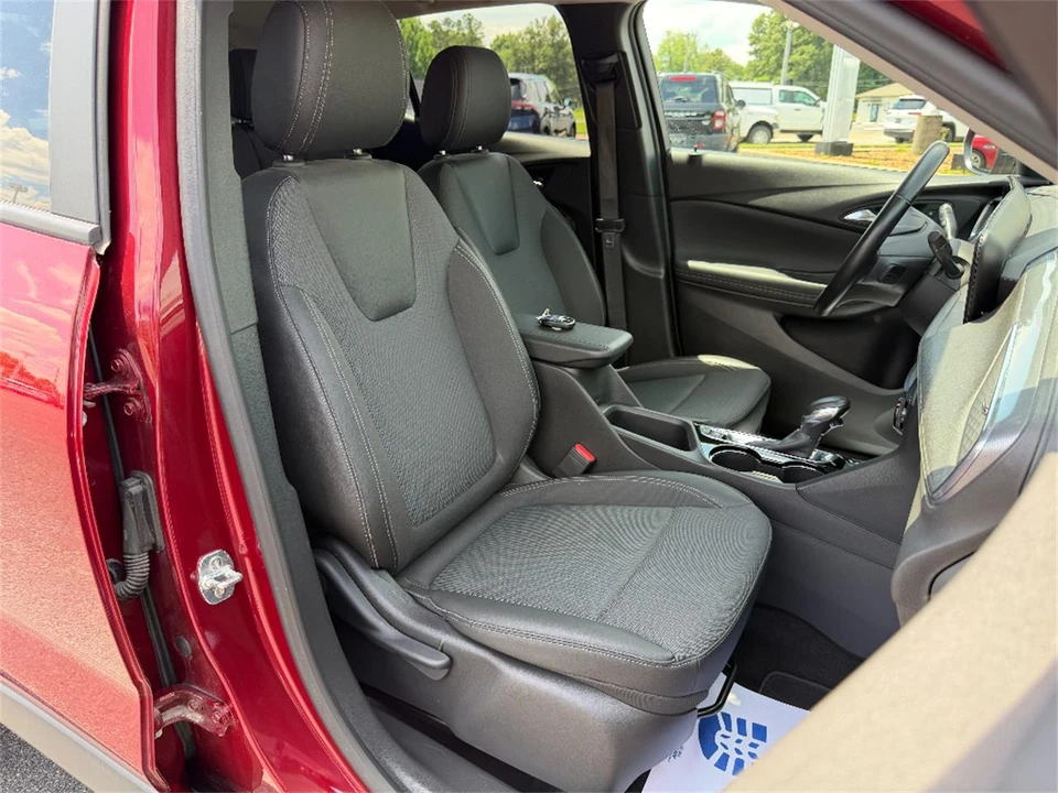 2024 Buick Encore - Image 14 of 31