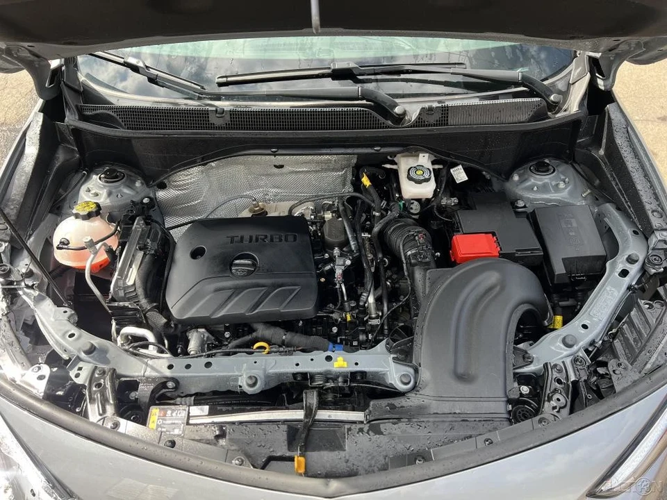 2024 Buick Encore GX - Image 6 of 12