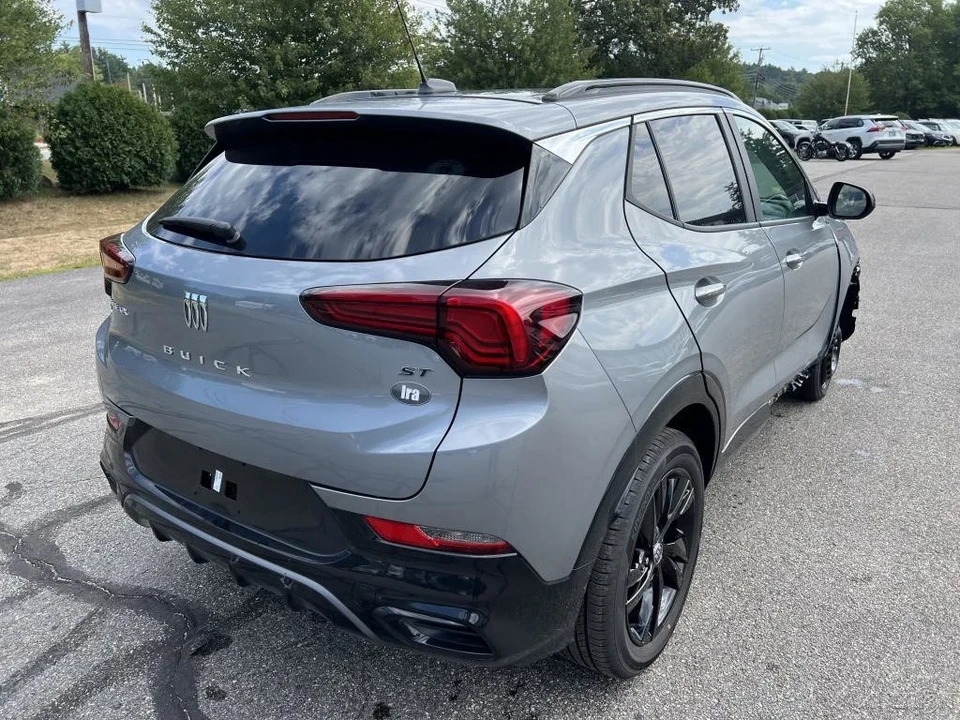 2024 Buick Encore GX - Image 9 of 12