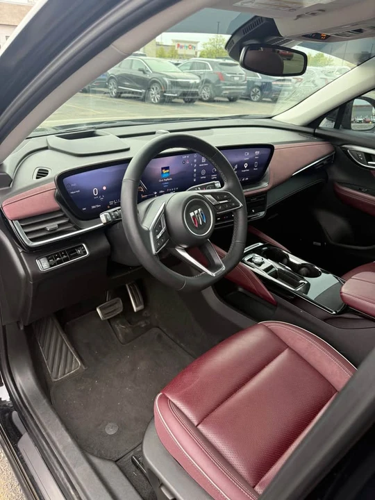 2024 Buick Envision - Image 8 of 16