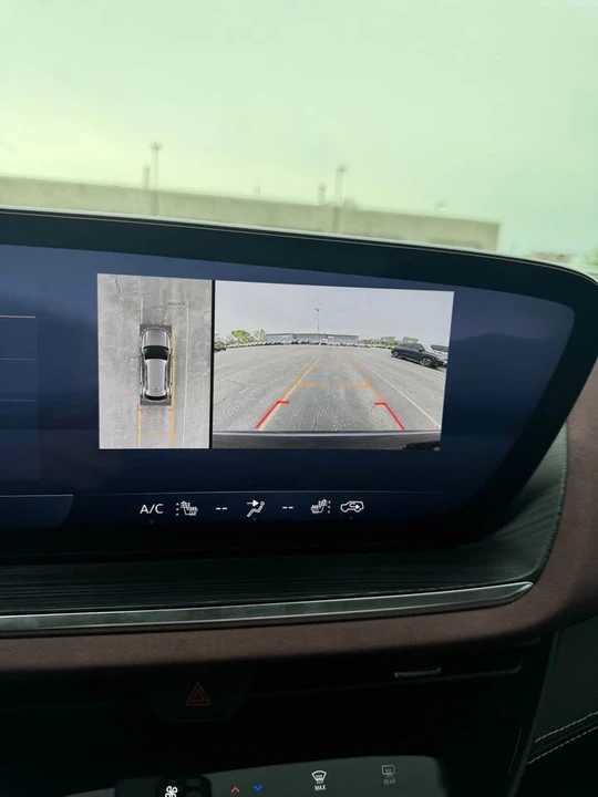 2024 Buick Envision - Image 13 of 16