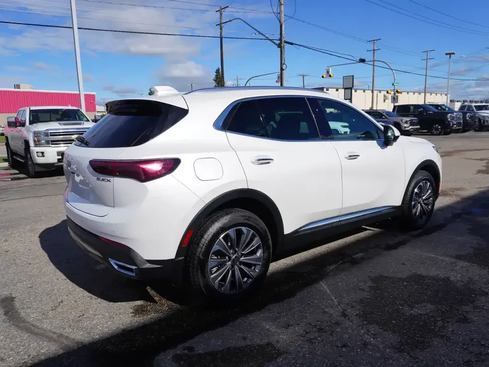 2024 Buick Envision - Image 4 of 13