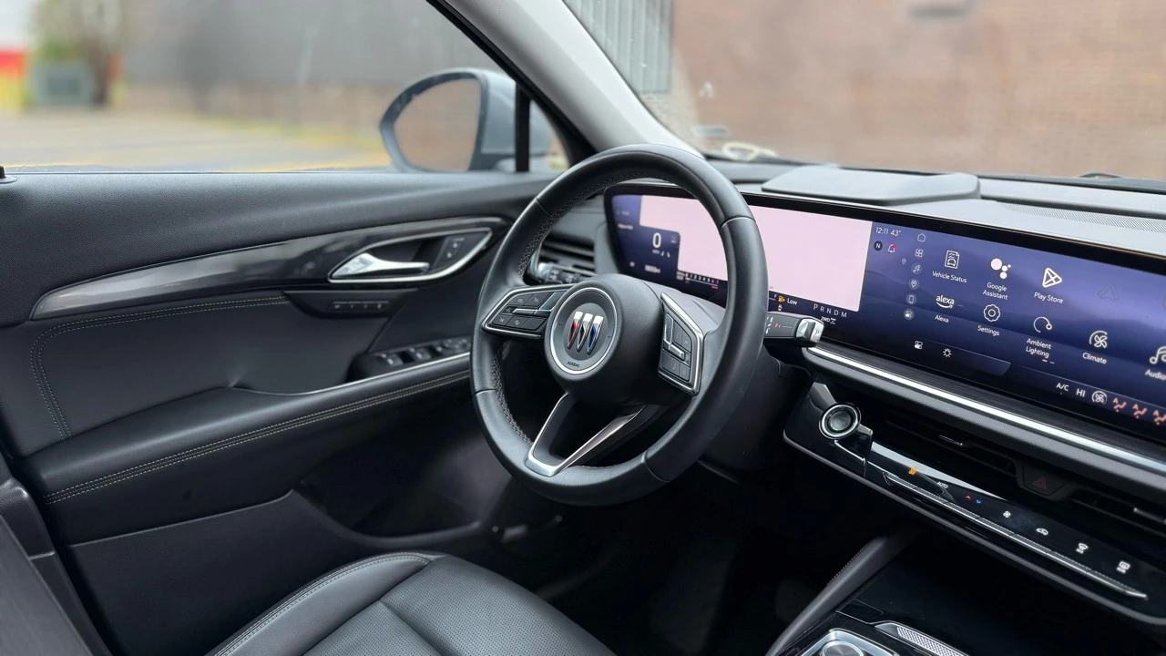 2024 Buick Envision - Image 13 of 21
