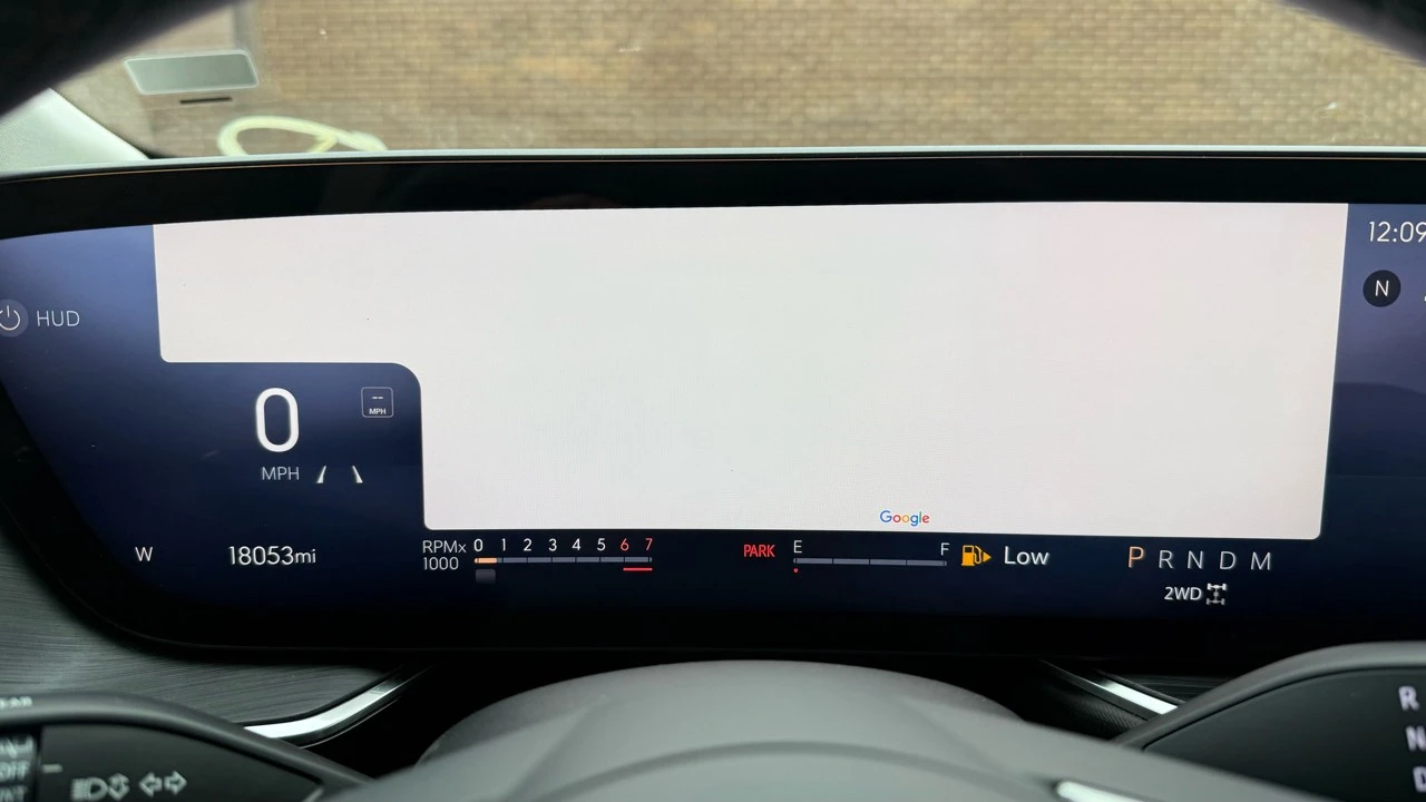 2024 Buick Envision - Image 15 of 21