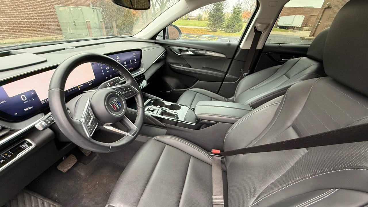 2024 Buick Envision - Image 9 of 21