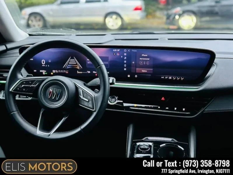 2024 Buick Envision - Image 11 of 12