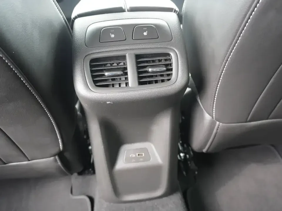 2024 Buick Envision - Image 11 of 13